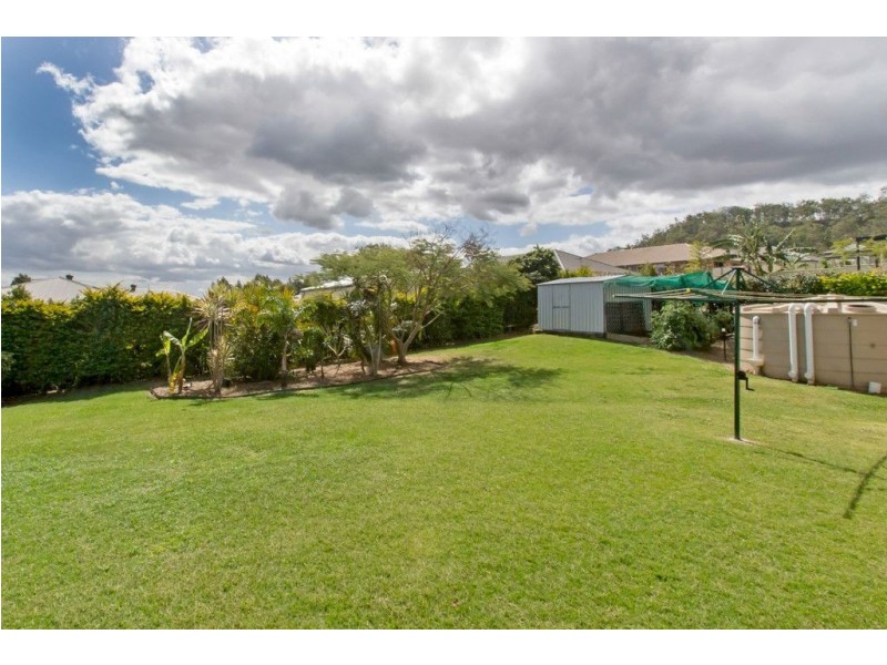 5 Truscot Court, Fernvale QLD 4306