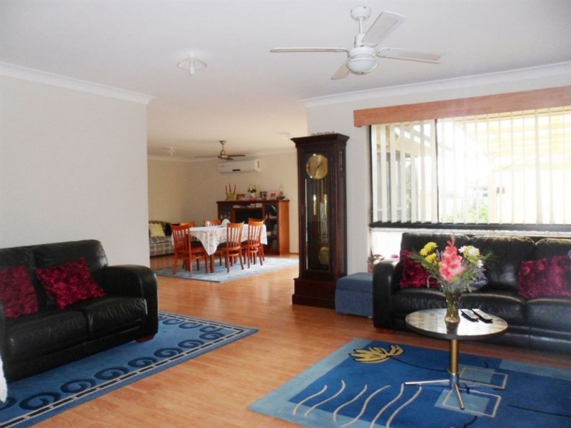 9 Truscot Court, Fernvale QLD 4306