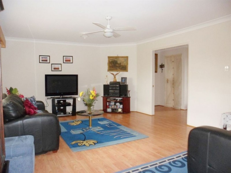 9 Truscot Court, Fernvale QLD 4306