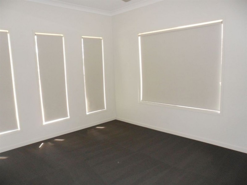 7 Goldenwood Crescent, Fernvale QLD 4306
