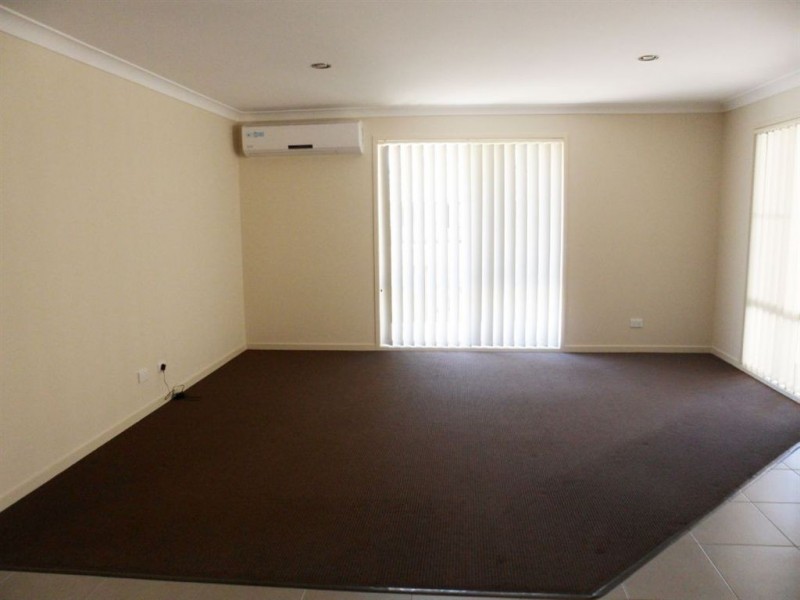 21 Parkwood Street, Fernvale QLD 4306