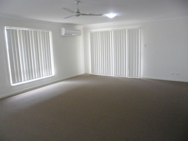 27 Tawney Street, Lowood QLD 4311