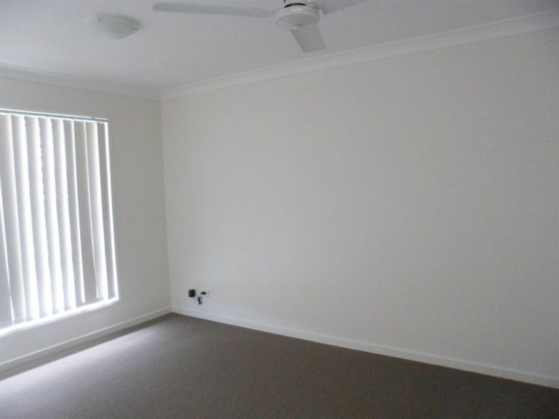 27 Tawney Street, Lowood QLD 4311