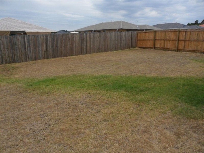 27 Tawney Street, Lowood QLD 4311