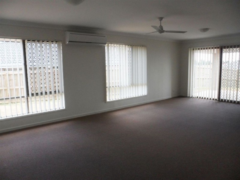 34 Tawney Street, Lowood QLD 4311