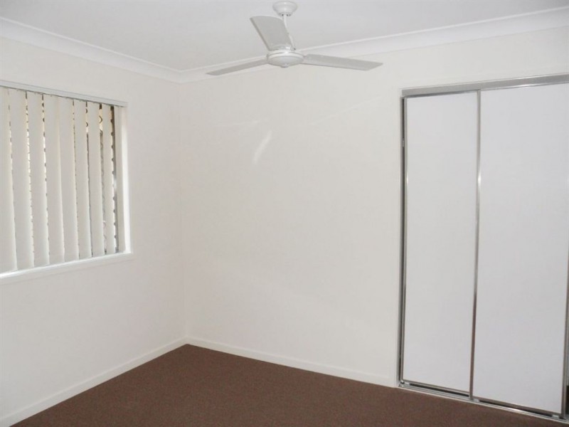 34 Tawney Street, Lowood QLD 4311