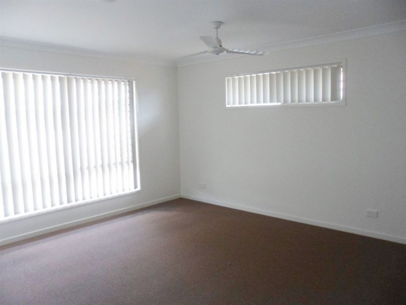 34 Tawney Street, Lowood QLD 4311