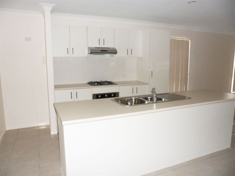 31 Lawson Crescent, Laidley QLD 4341