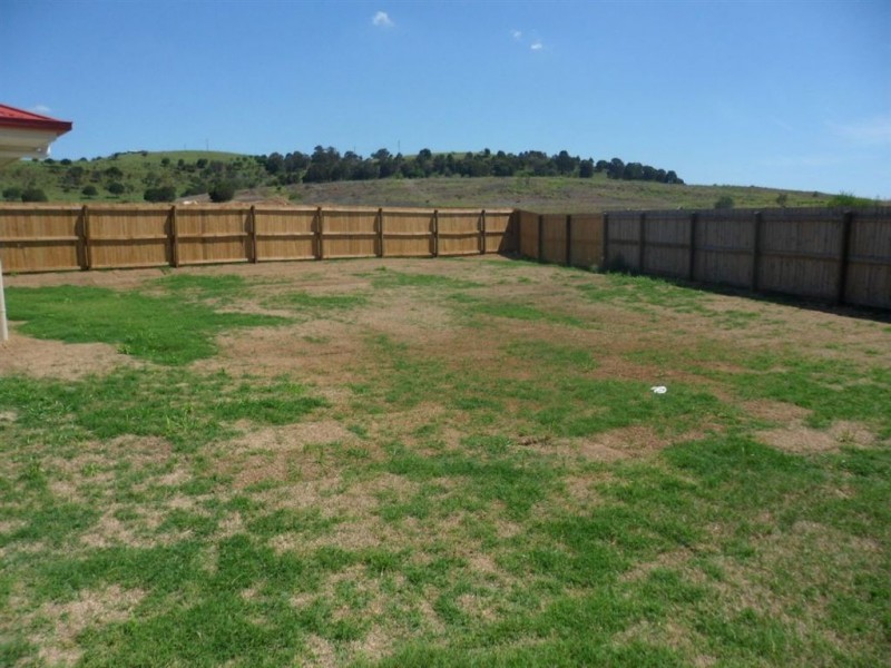 63 Tawney Street, Lowood QLD 4311