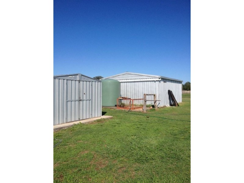 26 Topaz Court, Lockyer Waters QLD 4311