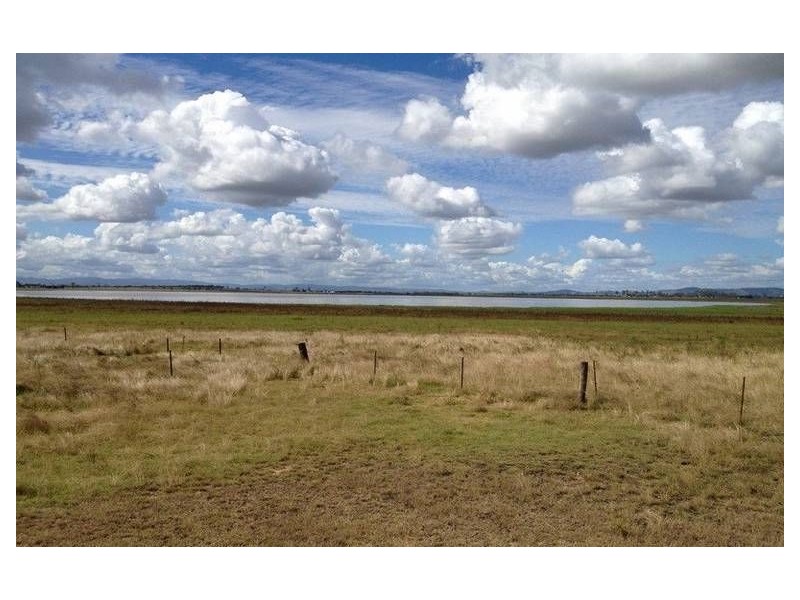 26 Topaz Court, Lockyer Waters QLD 4311