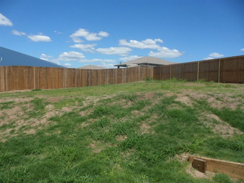 41 Tawney Street, Lowood QLD 4311