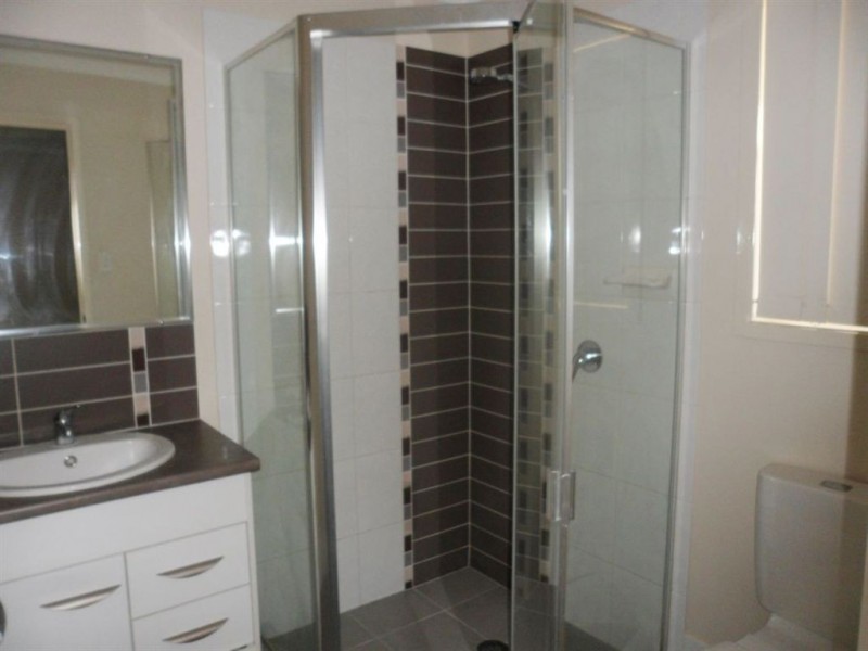 29 Aspinall Street, Leichhardt QLD 4305