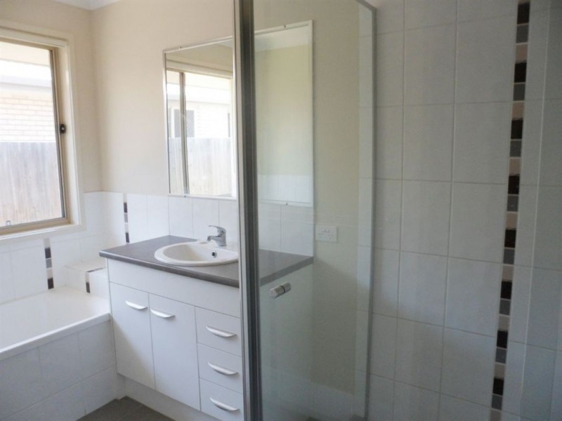 29 Aspinall Street, Leichhardt QLD 4305