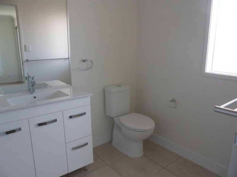 22 Tawney Street, Lowood QLD 4311