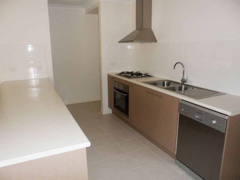 28 Noblewood Crescent, Fernvale QLD 4306