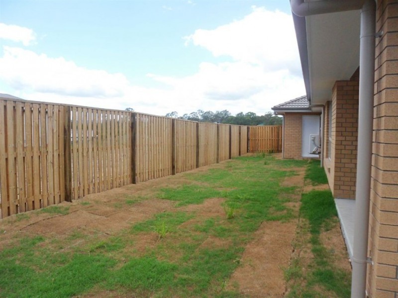 28 Noblewood Crescent, Fernvale QLD 4306