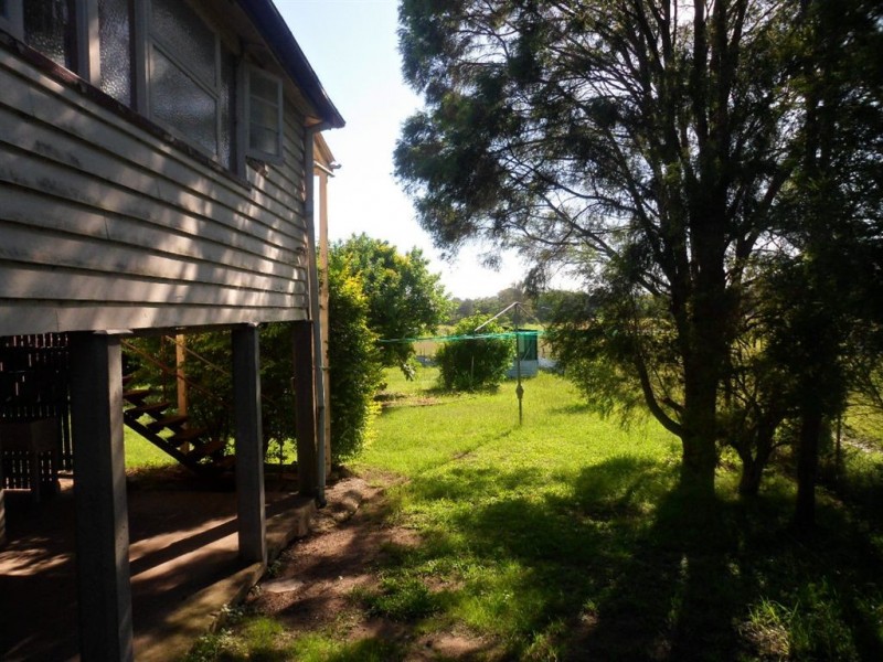 88 Railway Street, Lowood QLD 4311