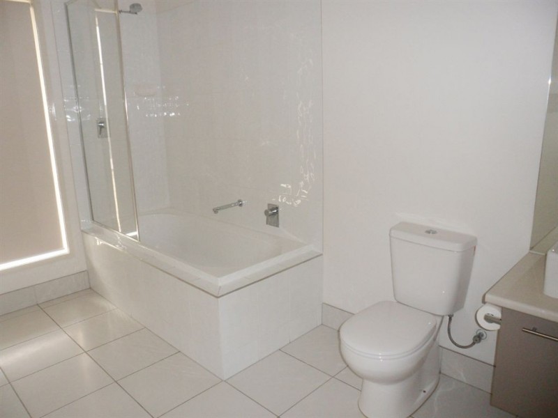 2 Harrier Place, Lowood QLD 4311