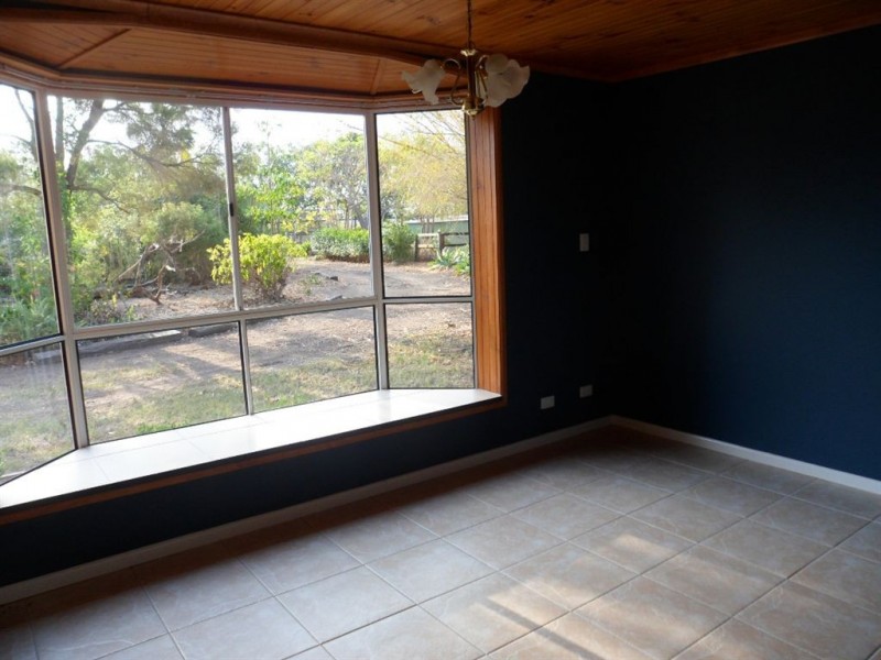 113 Lindemanns Road, Lowood QLD 4311