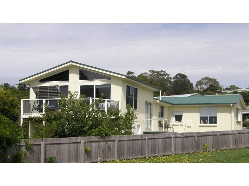 6 Albert Street, Bridport TAS 7262