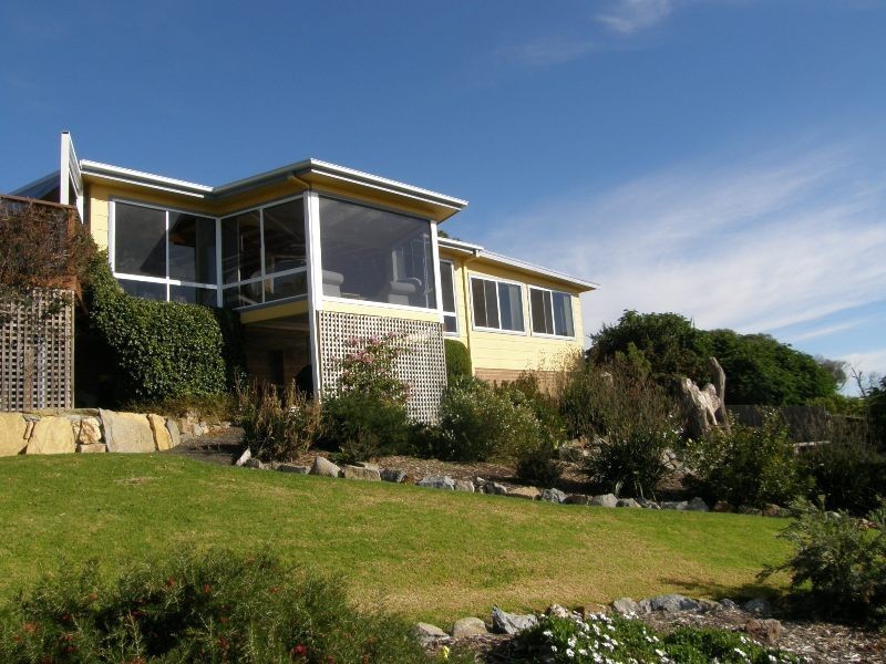 148 Westwood Street, Bridport TAS 7262