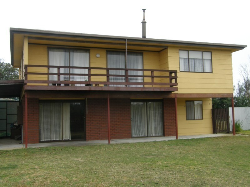 22 Carins Close, Tomahawk TAS 7262