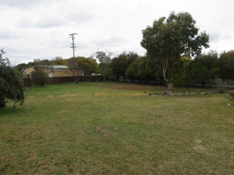 22 Carins Close, Tomahawk TAS 7262