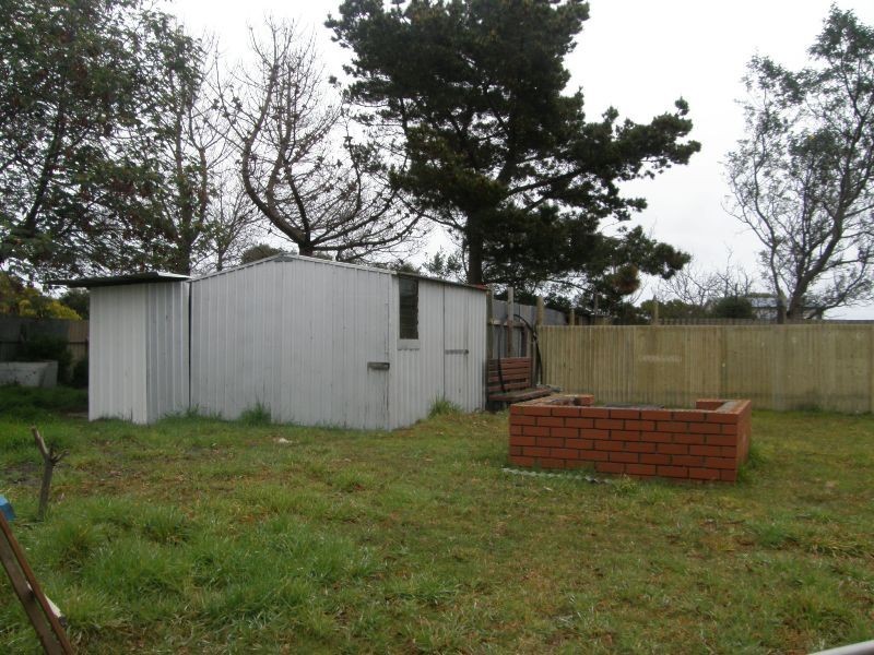 22 Carins Close, Tomahawk TAS 7262