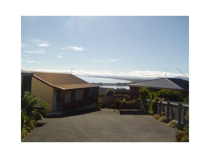1/10 Kent Place, Bridport TAS 7262