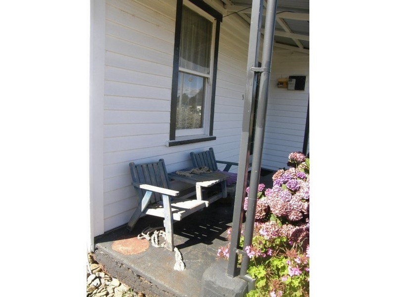 9 Charles Street, Ringarooma TAS 7263