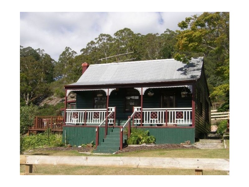 9 Renison Street, Derby TAS 7264
