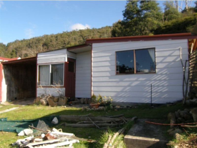 3-5 Church Street, Derby TAS 7264