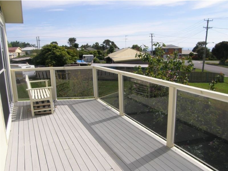6 Albert Street, Bridport TAS 7262