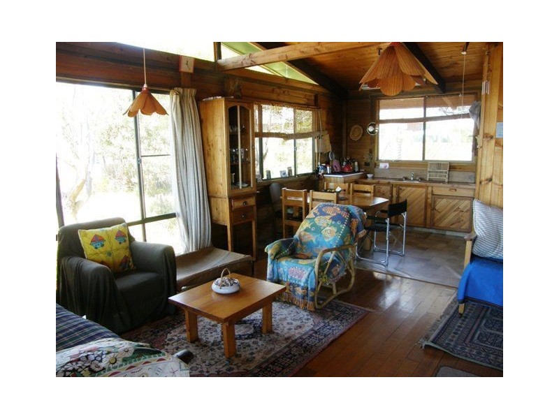 1 Carins Close, Tomahawk TAS 7262