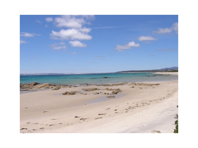 1 Carins Close, Tomahawk TAS 7262