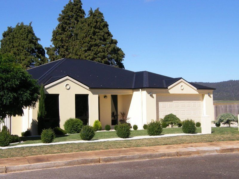 2 Spotswood Drive, Scottsdale TAS 7260