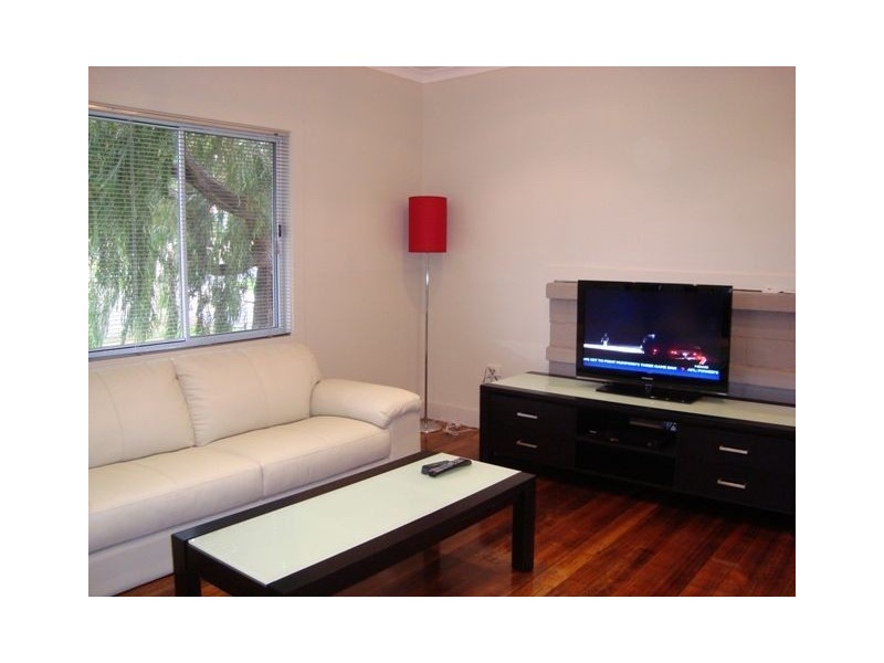 26 Main St, Bridport TAS 7262