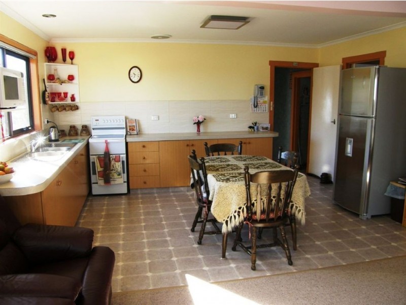 34 Chaffey Street, Gladstone TAS 7264