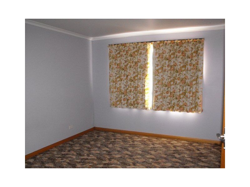 3/2 Copelstone St, Scottsdale TAS 7260