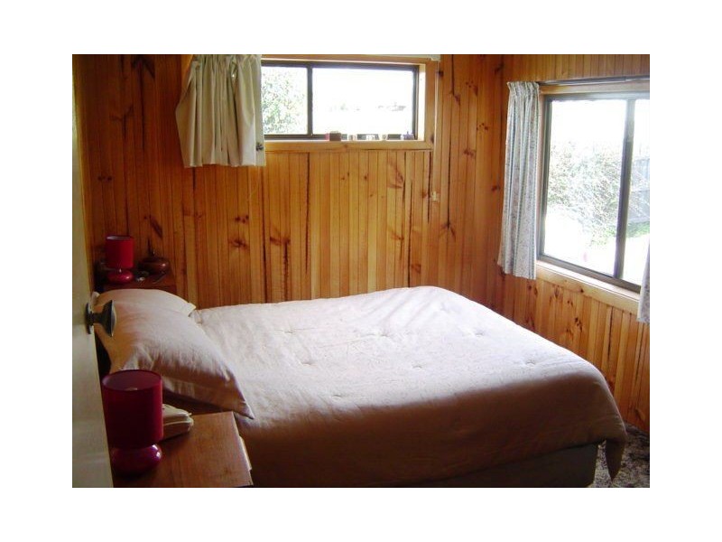 12 Richard St, Bridport TAS 7262