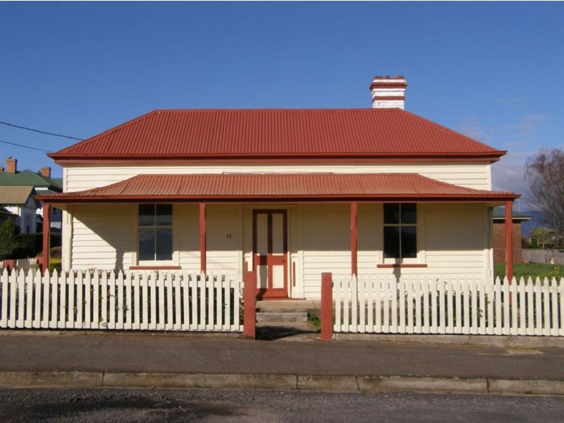 13 Ellenor Street, Scottsdale TAS 7260