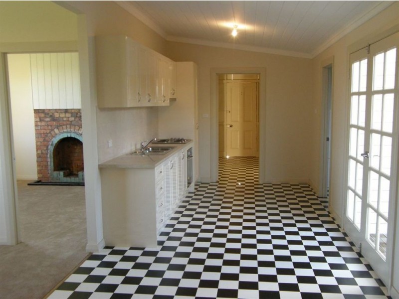 13 Ellenor Street, Scottsdale TAS 7260