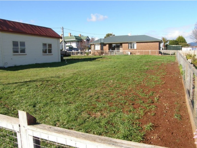 13 Ellenor Street, Scottsdale TAS 7260