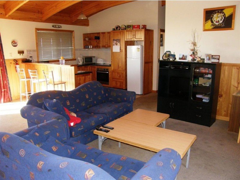 4/23 Emma Street, Bridport TAS 7262