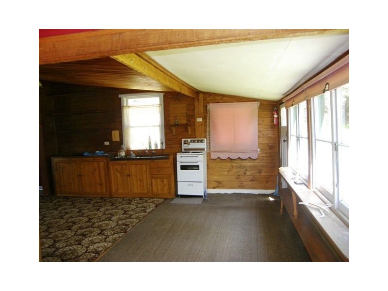 1 Blundell St, Weldborough TAS 7264