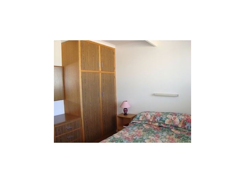 4/55 Westwood St, Bridport TAS 7262