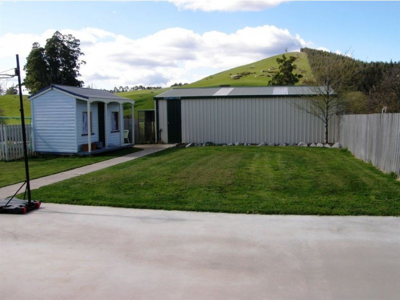 123 South Springfield Road, Springfield TAS 7260
