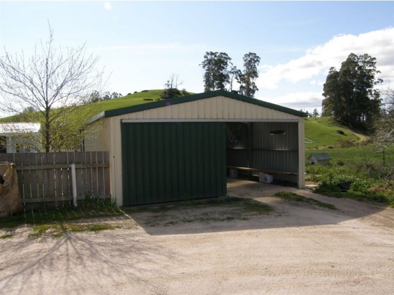 123 South Springfield Road, Springfield TAS 7260