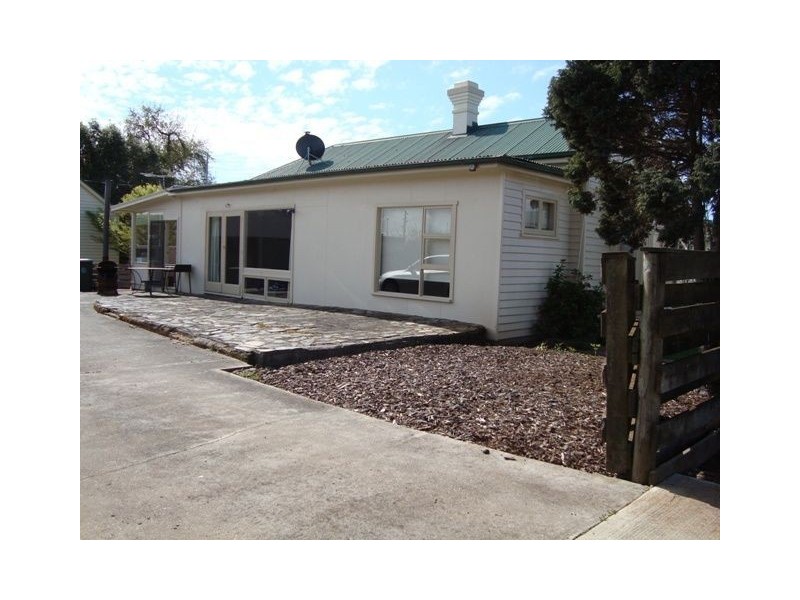 10 Christopher St, Scottsdale TAS 7260